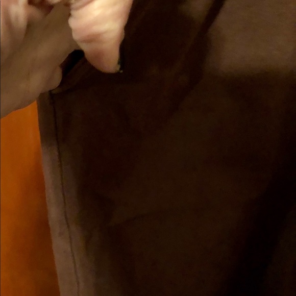 Brown elastic waist shorts. Pockets. Perfect - Picture 3 of 4